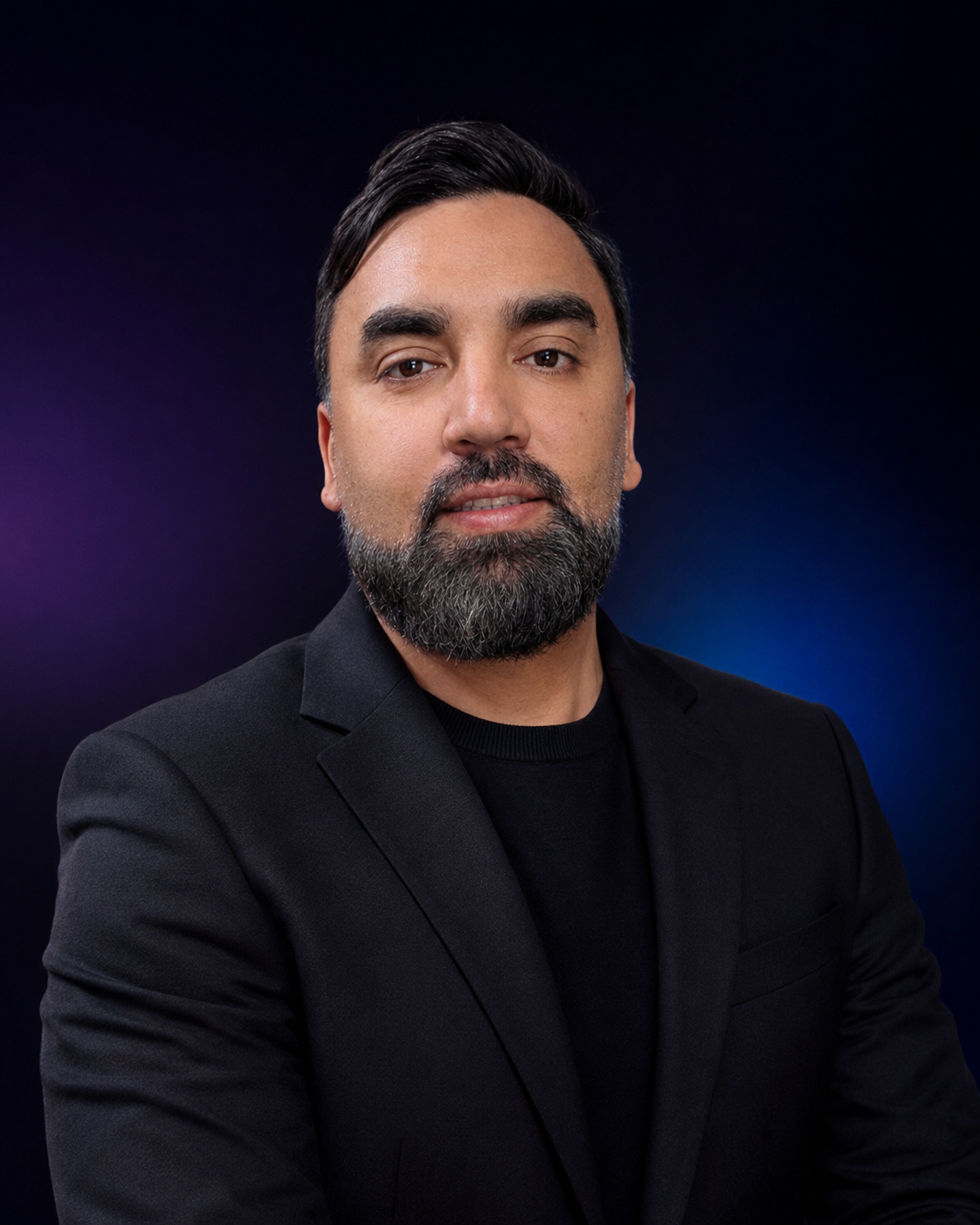 Ives Navarro Cabrera - CEO y Fundador de LikeWeb Chile